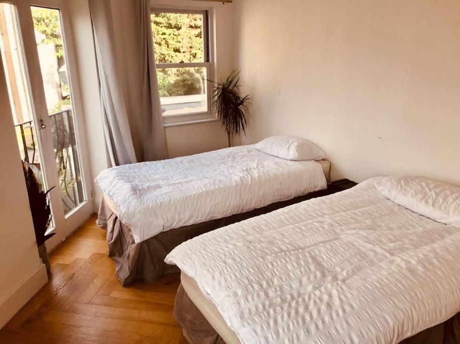 Stylish New Listing! Free Parking, Trendy Location Apartment London Exterior photo